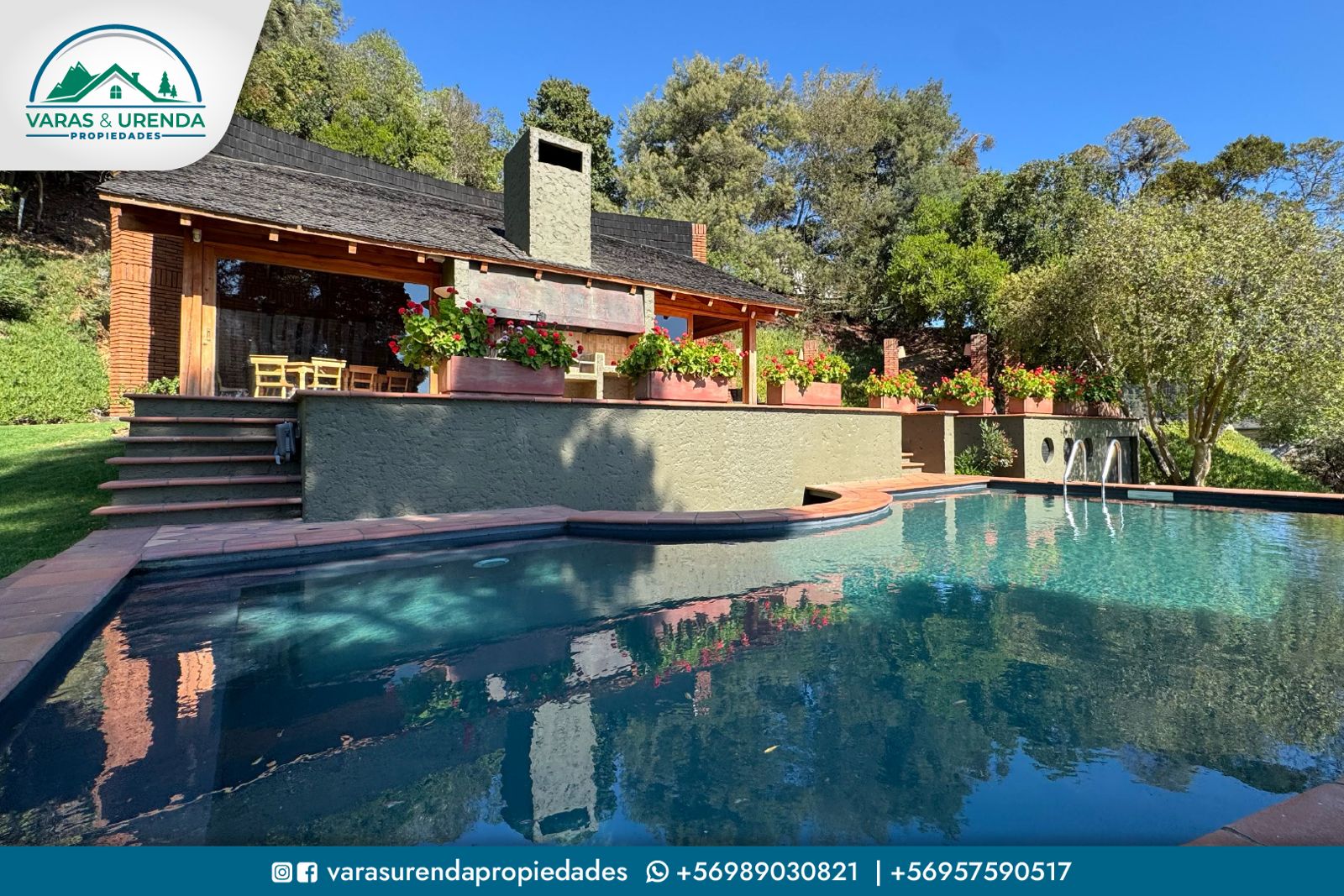 Se Vende espectacular casa de 421 m2 en terreno de 12.040 m2 con 80 metros frente al Lago Vichuquén – VII región