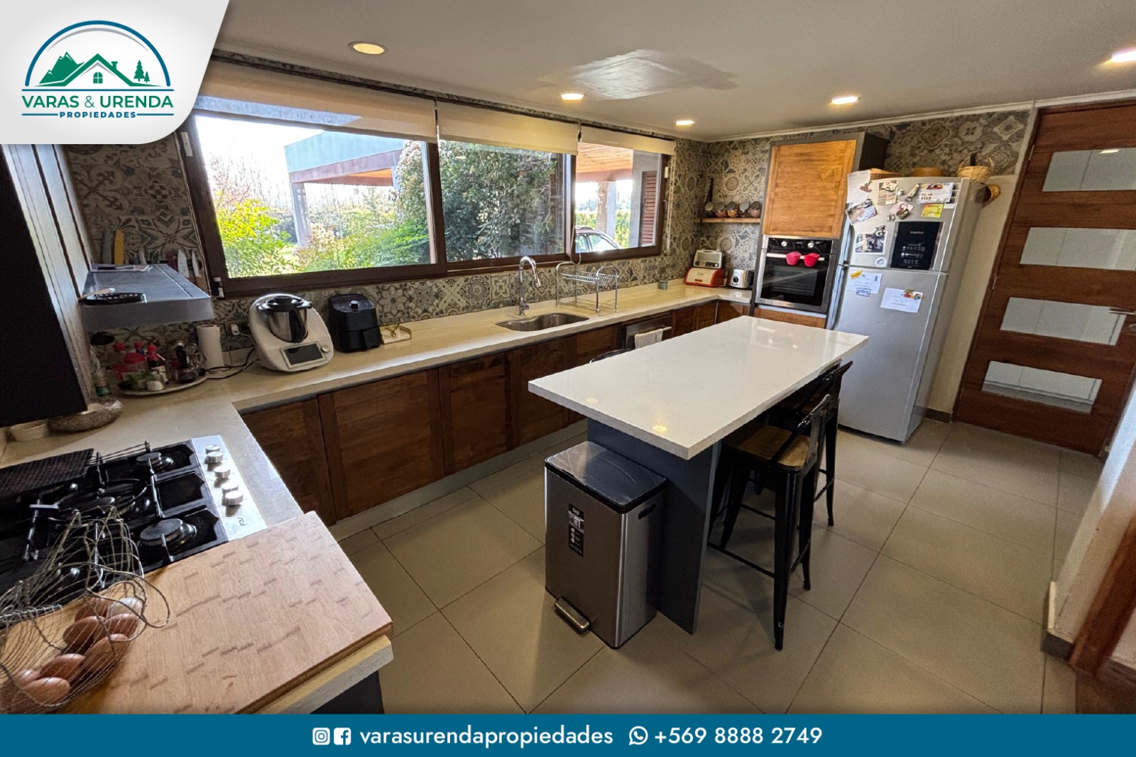 Se Vende excelente casa de 355 m2 en Santa Cruz