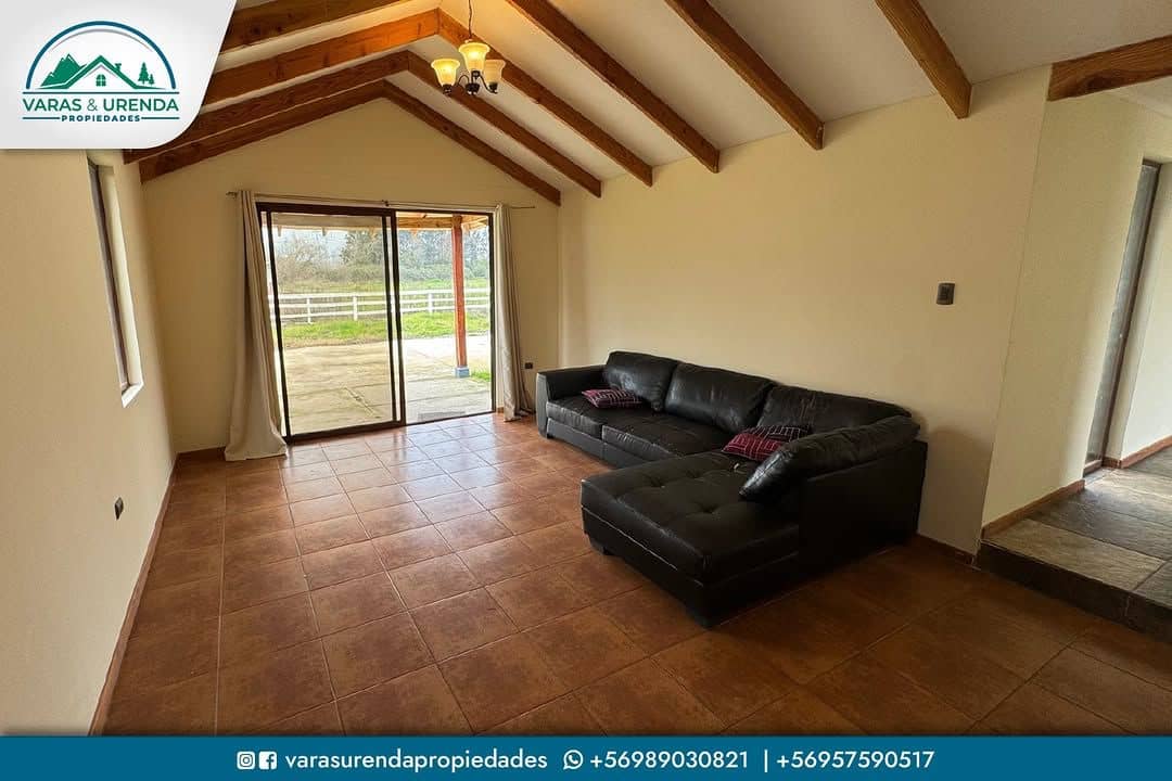 Se Vende linda casa de 212 m2 en sitio de 5.700 m2 camino Zapallar km 5, Curicó