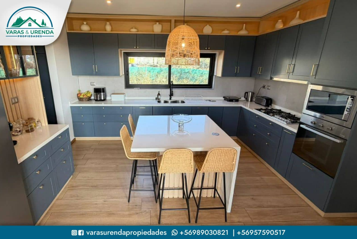 Se Vende espectacular casa de 230 m2 en Los Niches, Curicó
