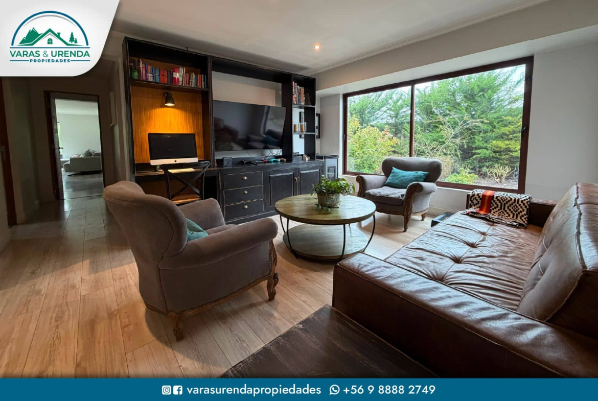 Se Vende casa 330 m2 en sitio 5.000  m2 en Alto de Zapallar, Curicó