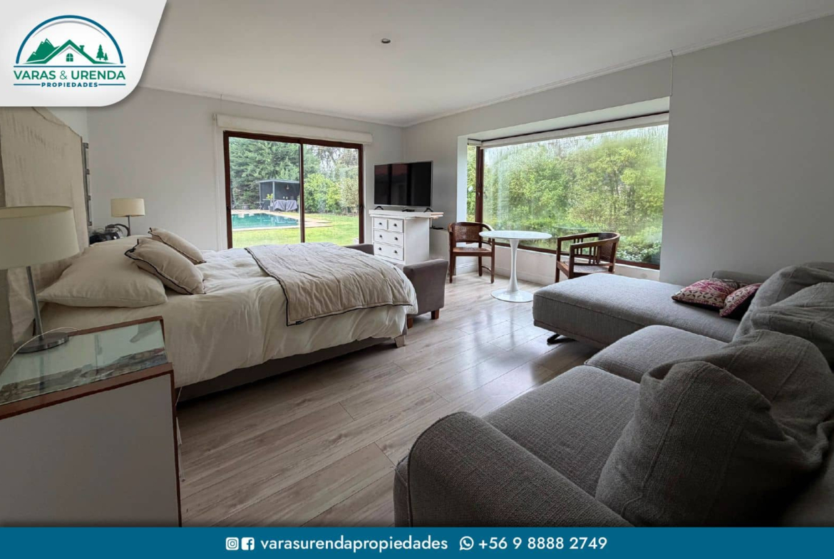 Se Vende casa 330 m2 en sitio 5.000  m2 en Alto de Zapallar, Curicó